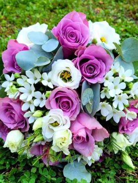 Buchet Nasa Eustoma, Trandafiri, Bouvardia, Eucalipt